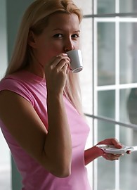 Sophie Moone Photo 2