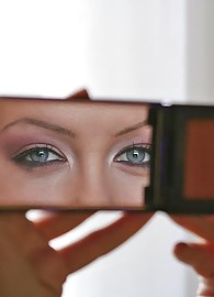 Sophie Moone Photo 1