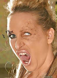 Mandy Bright Photo 5