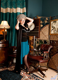 Sophia Delane Photo 3