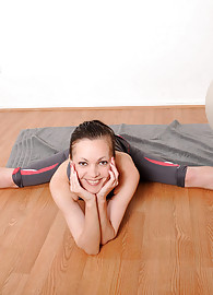 Claudia Adkins Photo 2