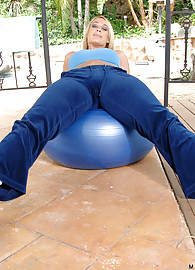 Mellanie Monroe Photo 5