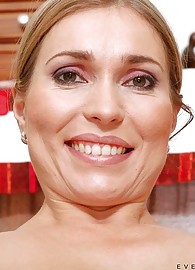 Evelina Marvellou Photo 14