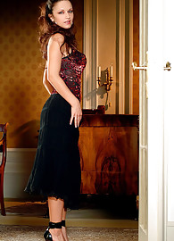 Lucie Nunvarova Photo 3