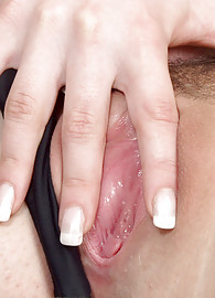 Ashley Robbins Photo 9