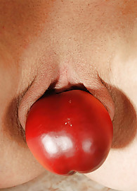 Aneta Michaels Photo 14