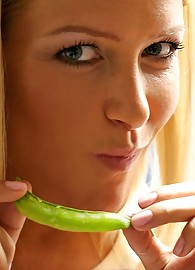 Sophie Moone Photo 5