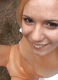 Yasmine Gold Photo 4