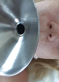 Yasmine Gold Photo 13