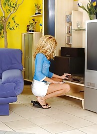 Jacqueline Stones Photo 1