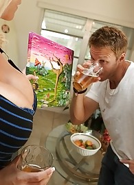 Charlee Chase Photo 3