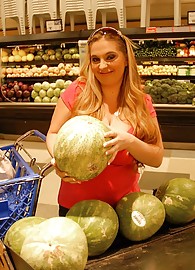 April Mckenzie Photo 1