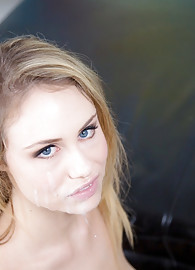 Charlee Monroe Photo 14