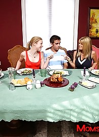 Kristal Summers Photo 4