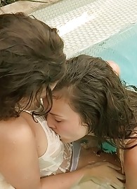 Malena Morgan Photo 4