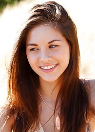 Shyla Jennings Photo 5