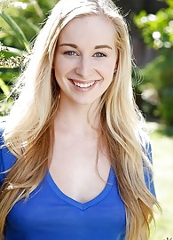 Stacie Jaxxx Photo 1