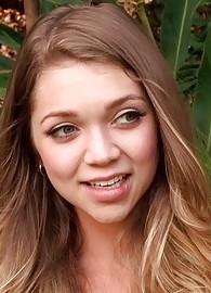 Bree Daniels Photo 2