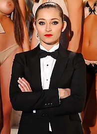 Sammie Rhodes Photo 4