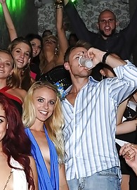 Nikki Nirvana Photo 15