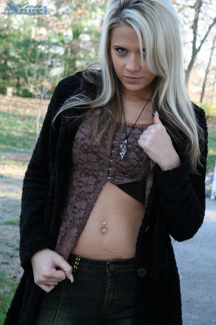 Theannie_Angel