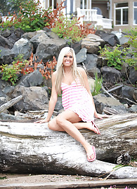 Tiffany Alexis Photo 4