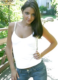 Annabelle Angel Photo 7