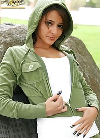 Annabelle Angel Photo 5