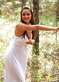 Annabelle Angel Photo 4