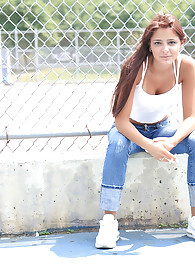 Annabelle Angel Photo 6