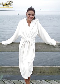 Annabelle Angel Photo 3