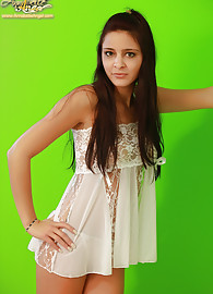 Annabelle Angel Photo 8