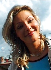 Caroline Cage Photo 8