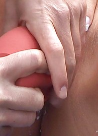 Simony Diamond Photo 2