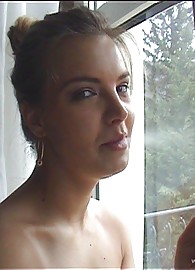 Suzie Carina Photo 11