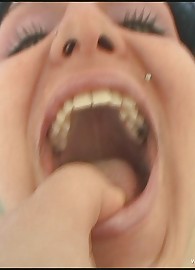 Aleksandra Black Photo 10