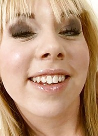 Chloe Bright Photo 2