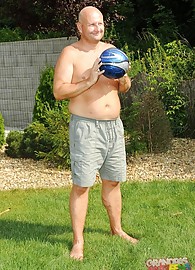 Diana Stewart Photo 1