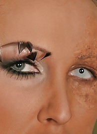 Mandy Bright Photo 1