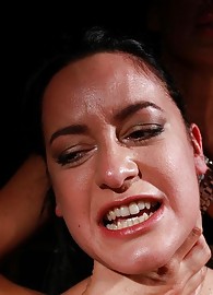 Mandy Bright Photo 10