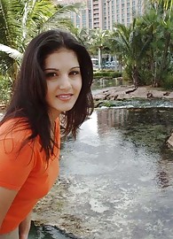 Sunny Leone Photo 9