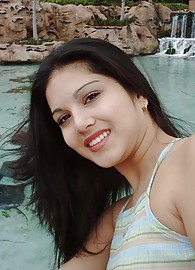 Sunny Leone Photo 11