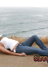 Sunny Leone Photo 12