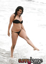 Sunny Leone Photo 7