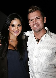 Sunny Leone Photo 10