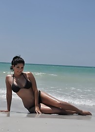 Sunny Leone Photo 10