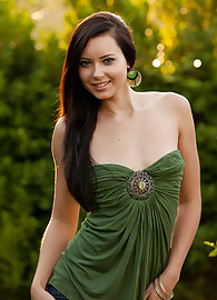 Natasha Belle Photo 2