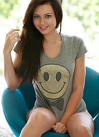 Natasha Belle Photo 2