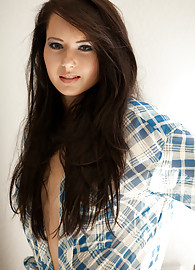 Natasha Belle Photo 11