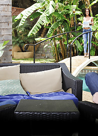 Rahyndee James Photo 1